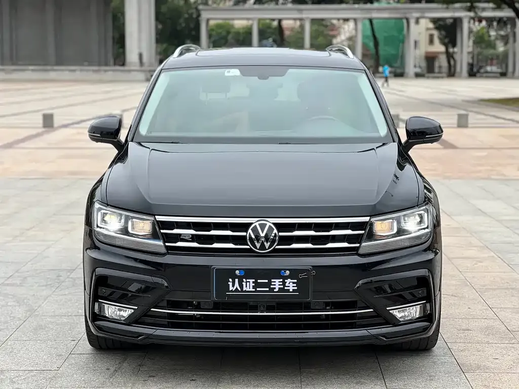 Volkswagen Tiguan L 2021 из CN, фото 2