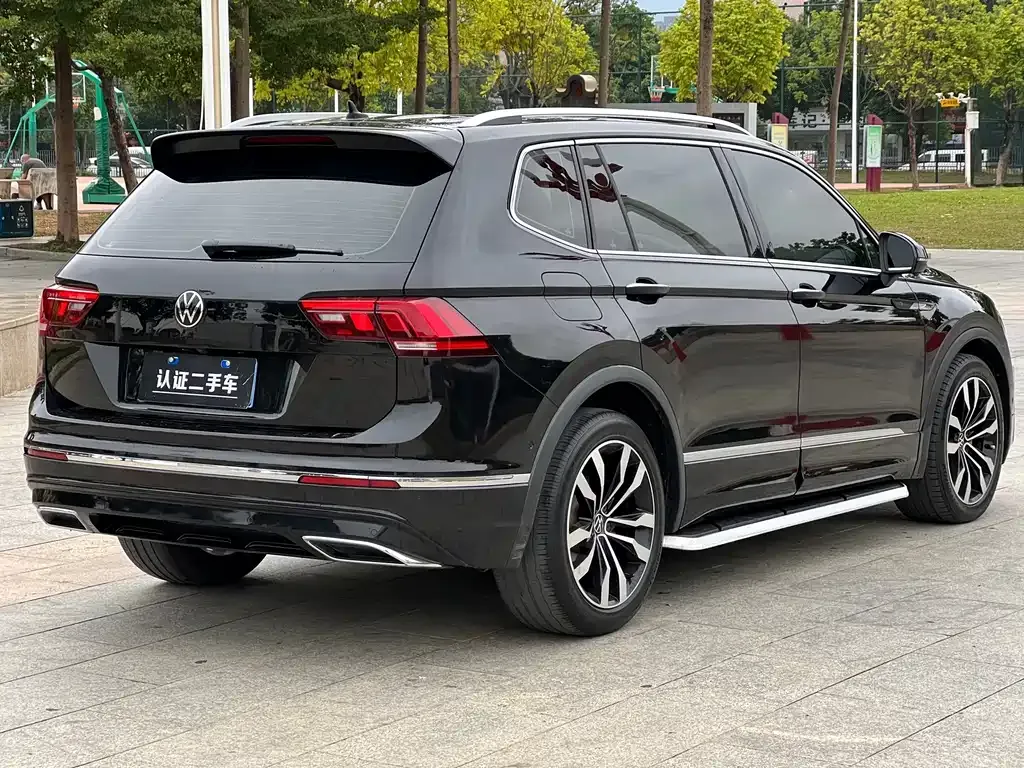 Volkswagen Tiguan L 2021 из CN, фото 7