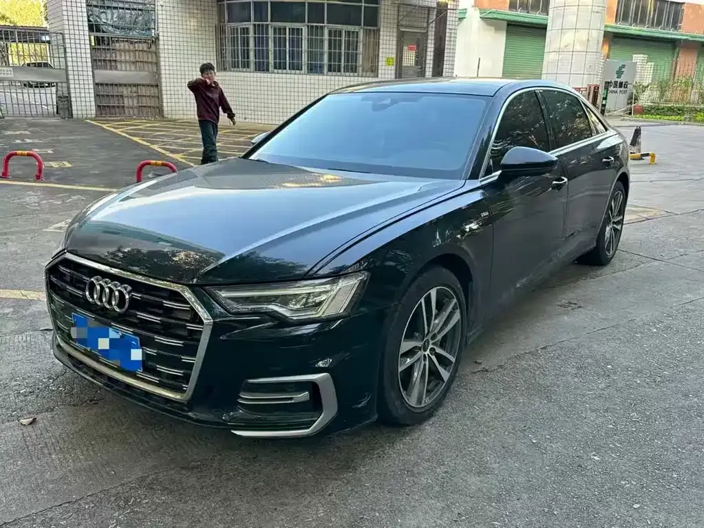 Audi A6L 2022 из CN, фото 1