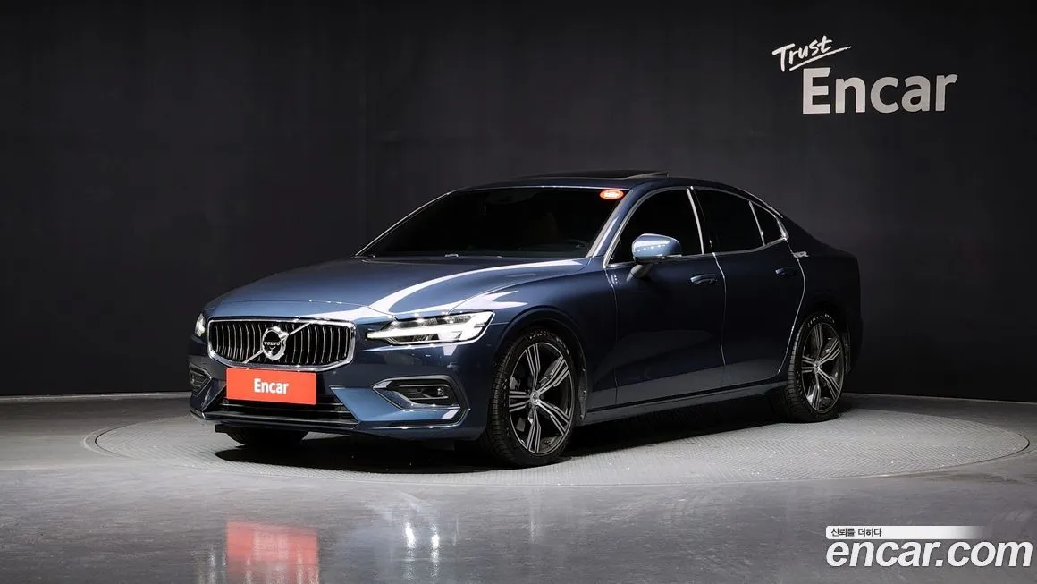 Volvo S60 2022 из KR, фото 1