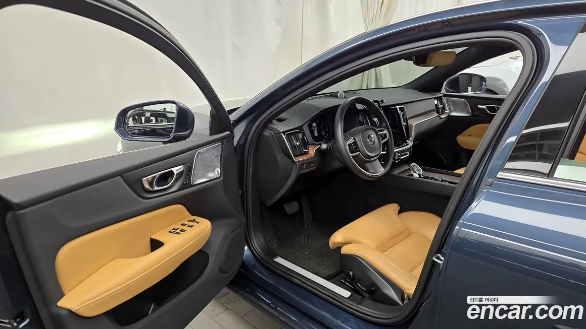 Volvo S60 2022 из KR, фото 9