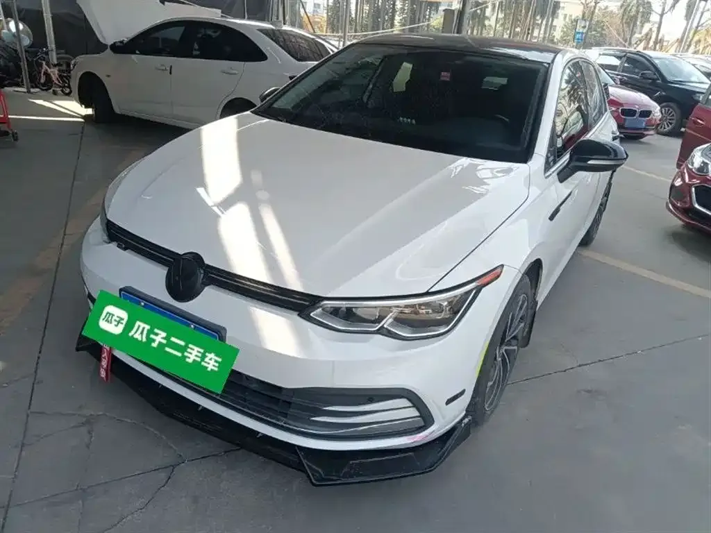 Volkswagen Golf 2022 из CN, фото 1