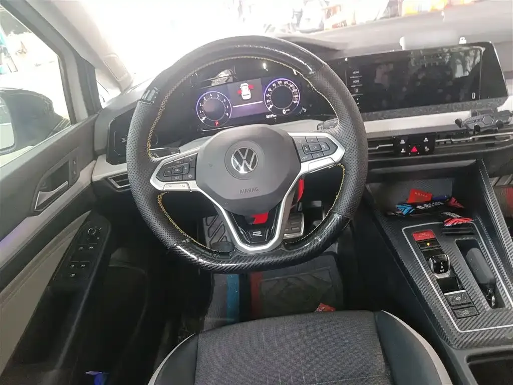 Volkswagen Golf 2022 из CN, фото 3