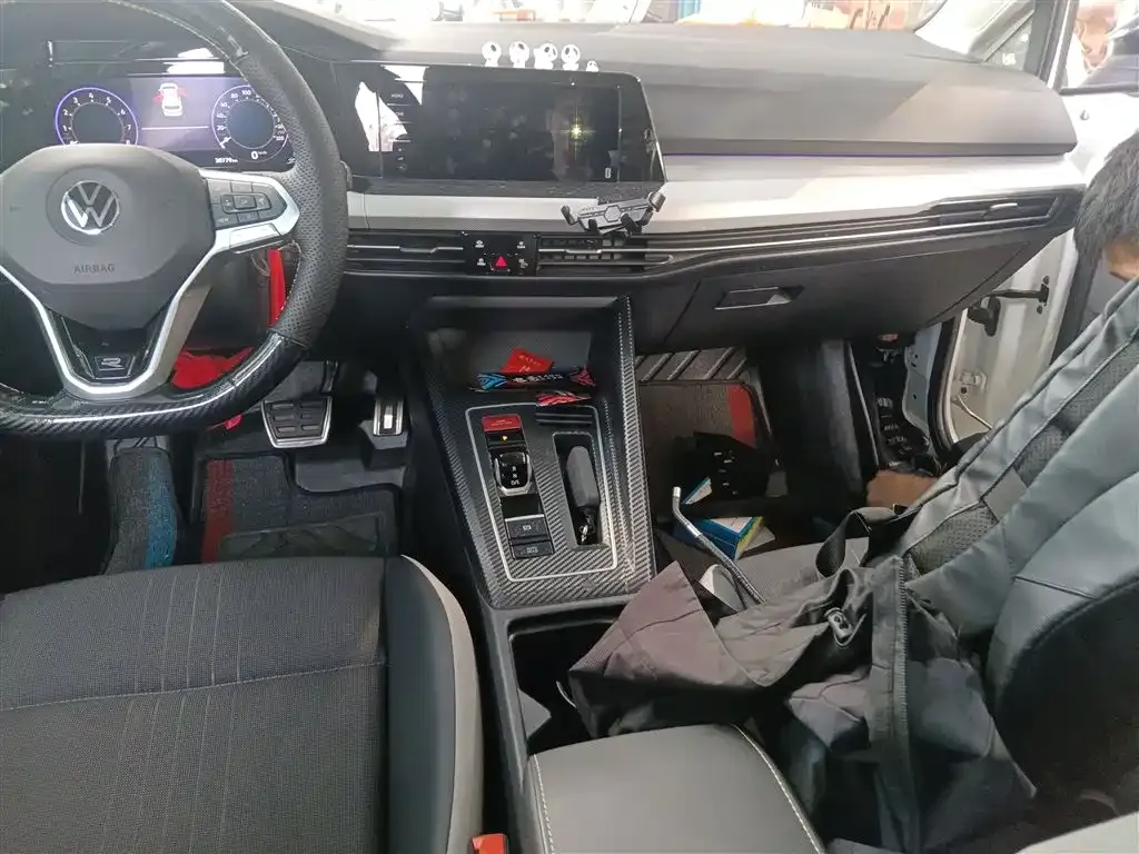 Volkswagen Golf 2022 из CN, фото 5