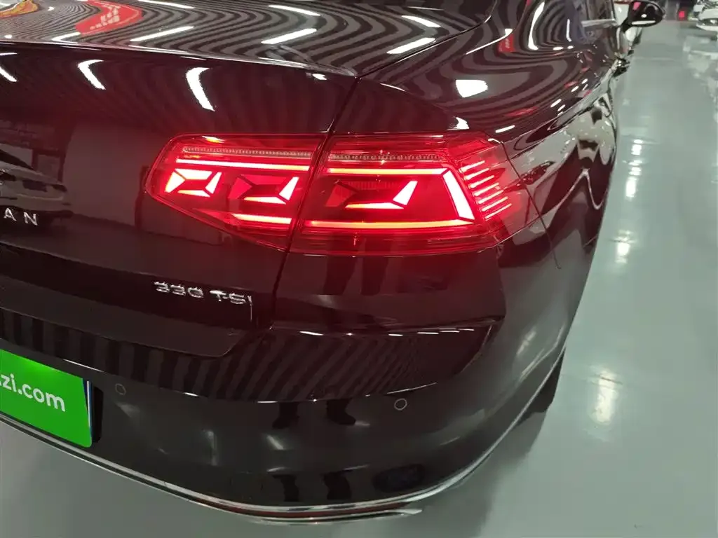 Volkswagen Magotan 2022 из CN, фото 8
