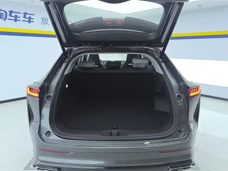 Changan UNI-Z New Energy 2025 из CN, фото 4