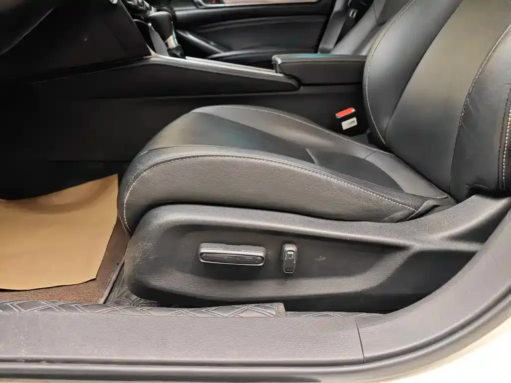 Honda Inspire 2023 из CN, фото 7