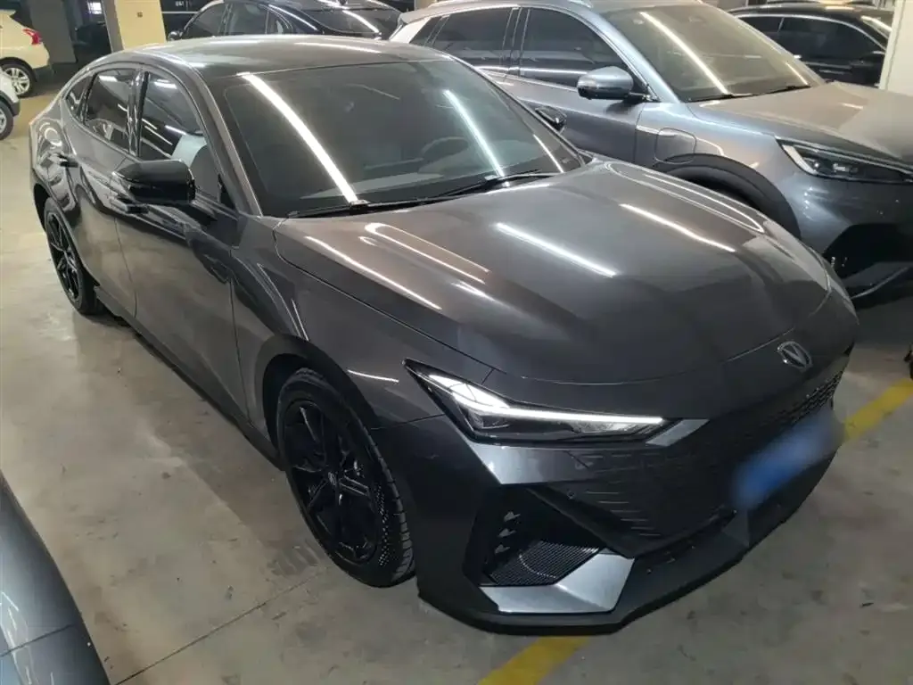 Changan UNI-V 2023 из CN, фото 3