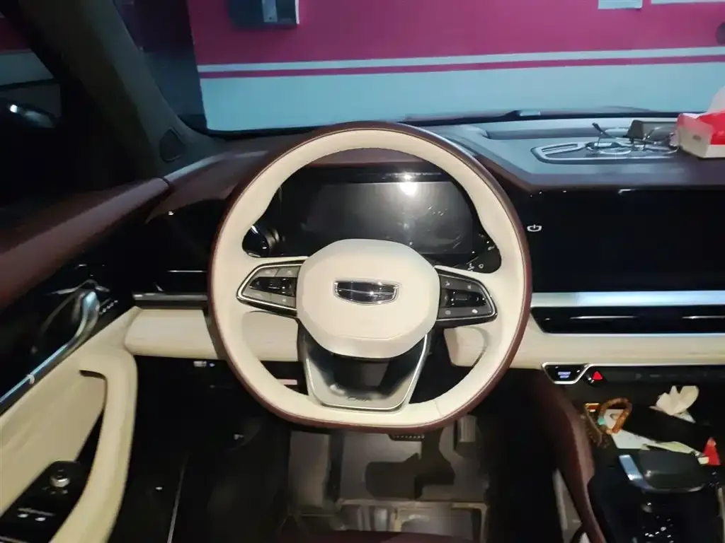 Geely Xingyue L 2024 из CN, фото 3