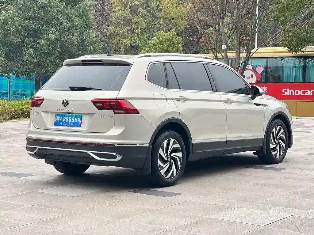 Volkswagen Tiguan L 2021 из CN, фото 5