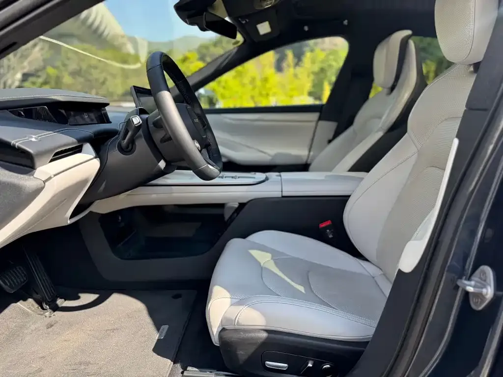 [object Object] SU7 2024 из CN, фото 7