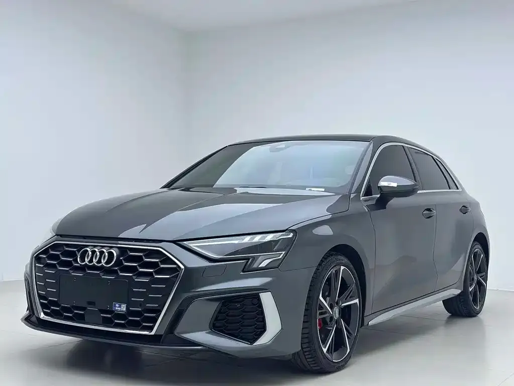 Audi A3 2021 из CN, фото 1