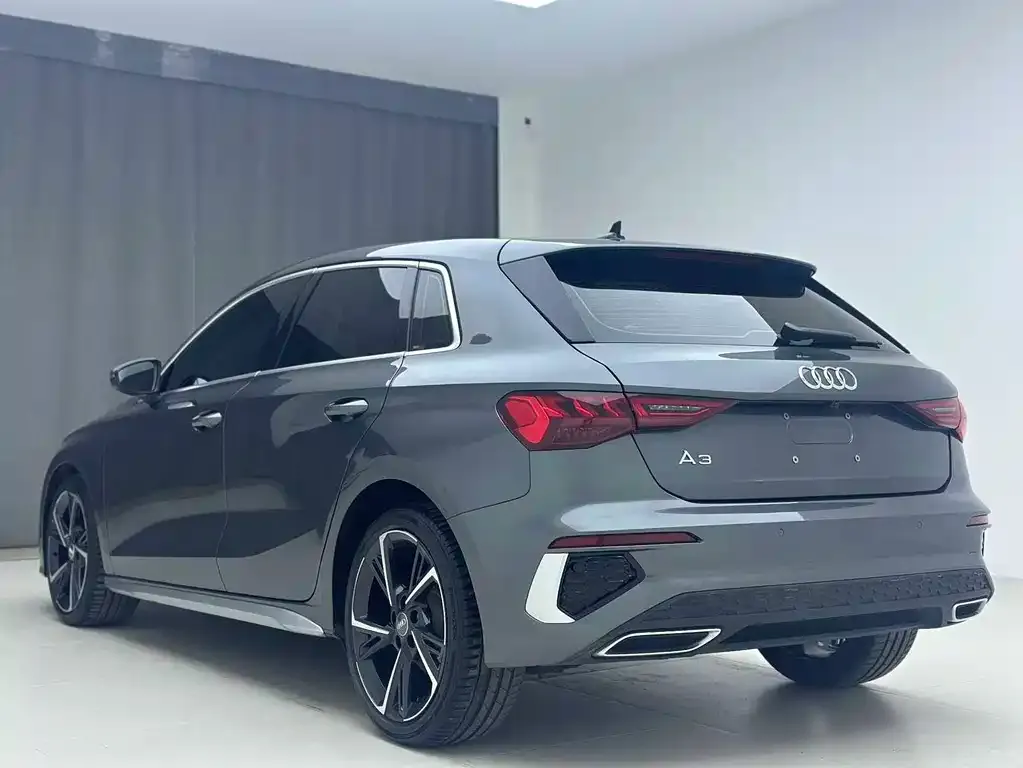 Audi A3 2021 из CN, фото 2