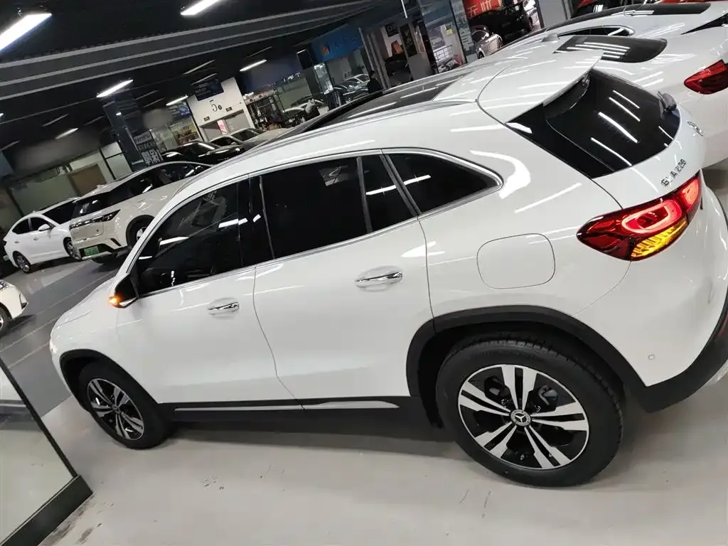 Mercedes-Benz GLA 2023 из CN, фото 5