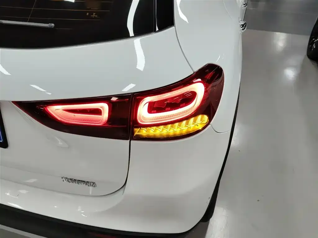 Mercedes-Benz GLA 2023 из CN, фото 2