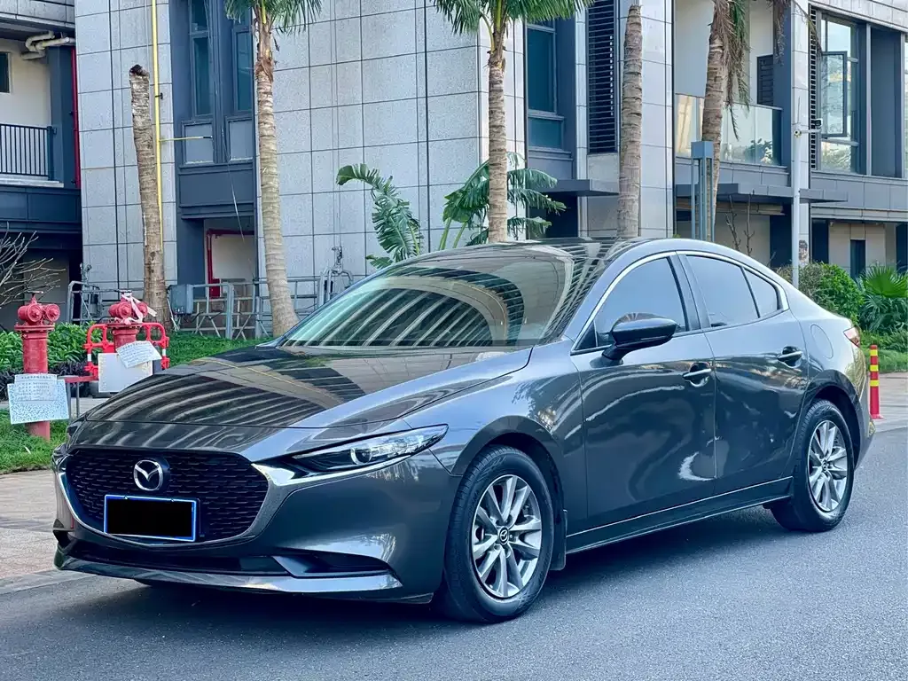 Mazda 3 Axela 2022 из CN, фото 1