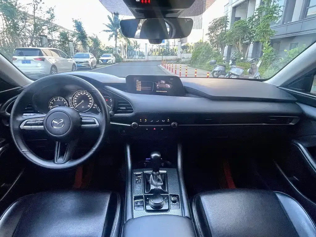 Mazda 3 Axela 2022 из CN, фото 6