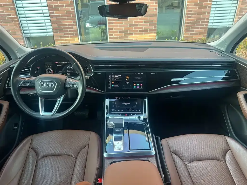 Audi Q7 2023 из CN, фото 6