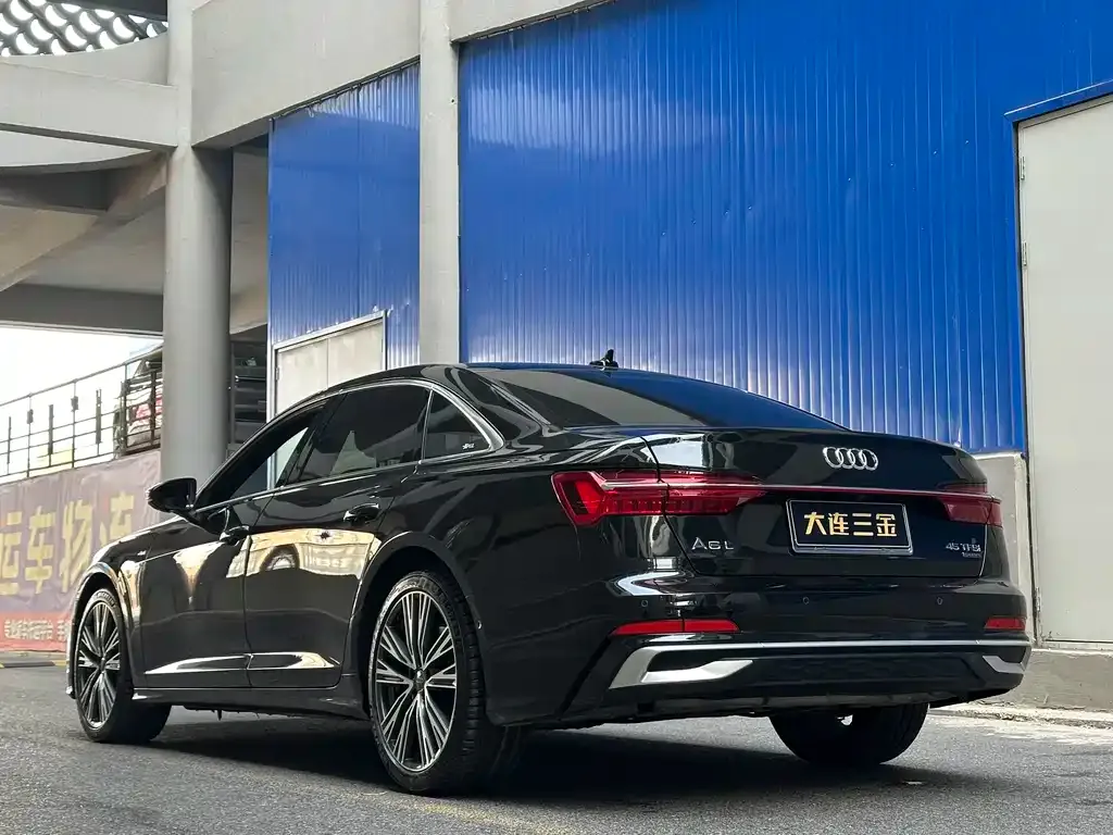 Audi A6L 2021 из CN, фото 6