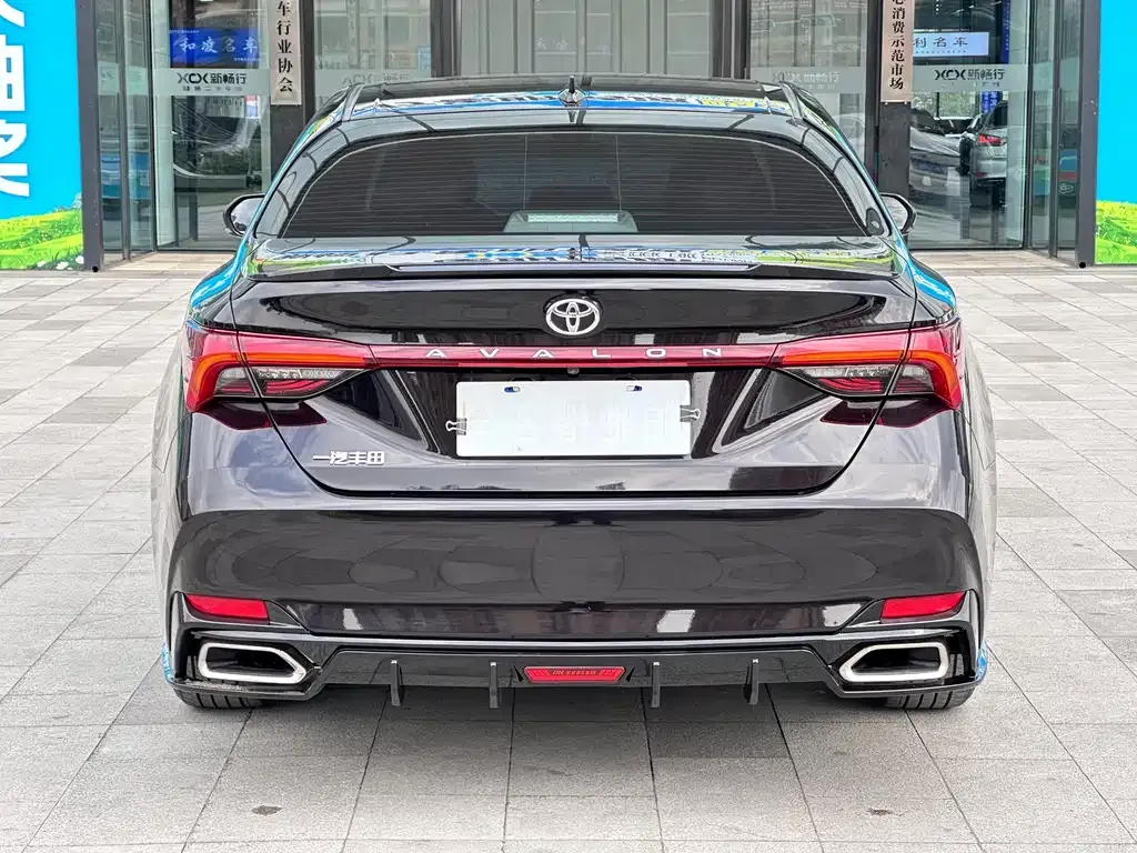 Toyota Avalon 2024 из CN, фото 7