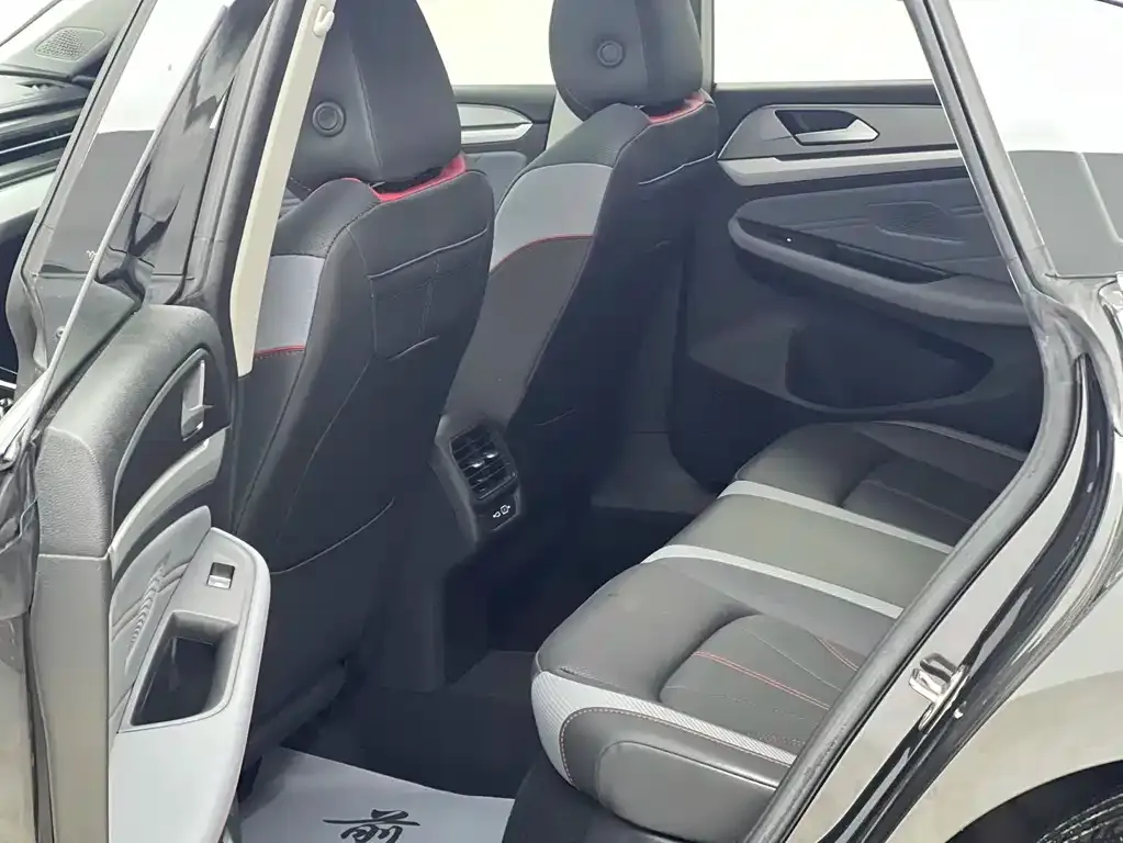 Volkswagen Lamando 2022 из CN, фото 9