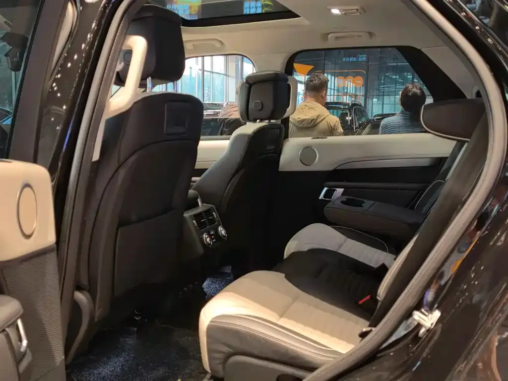 Land Rover Discovery 2022 из CN, фото 6