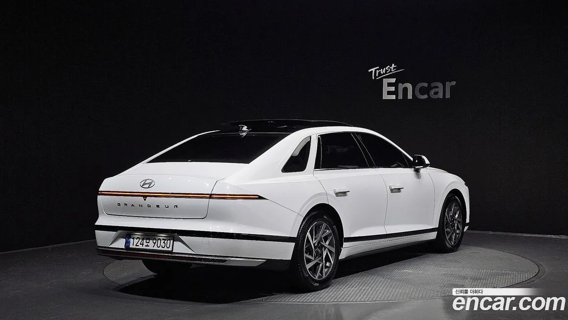 Hyundai Grandeur 2023 из KR, фото 6
