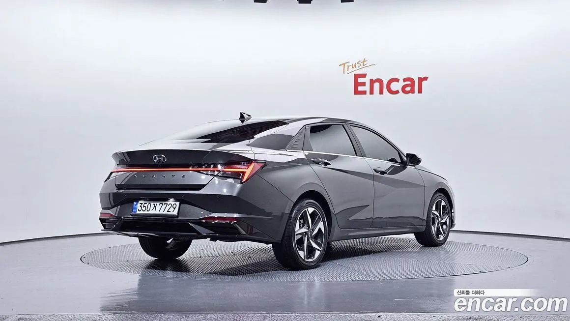 Hyundai AVANTE 2022 из KR, фото 2