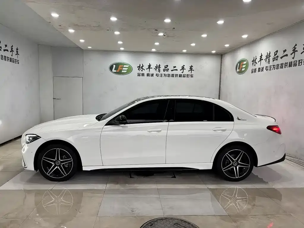 Mercedes-Benz C-Class 2024 из CN, фото 6