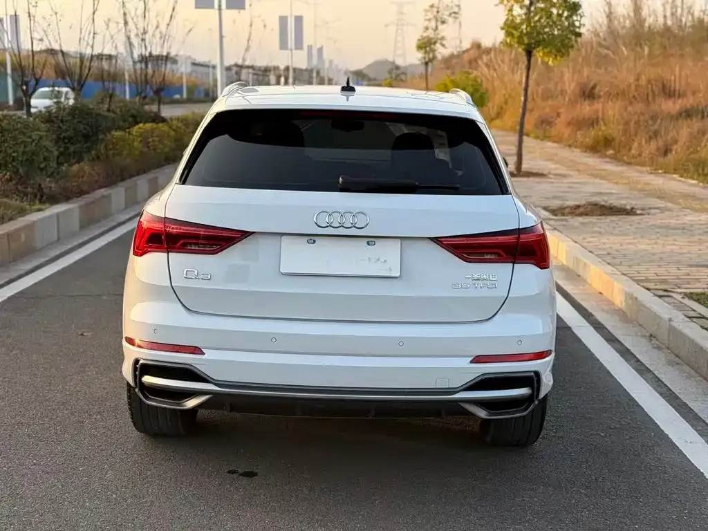 Audi Q3 2021 из CN, фото 6