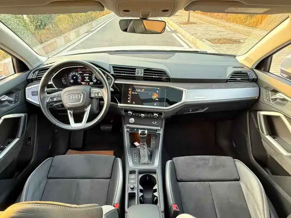 Audi Q3 2021 из CN, фото 10