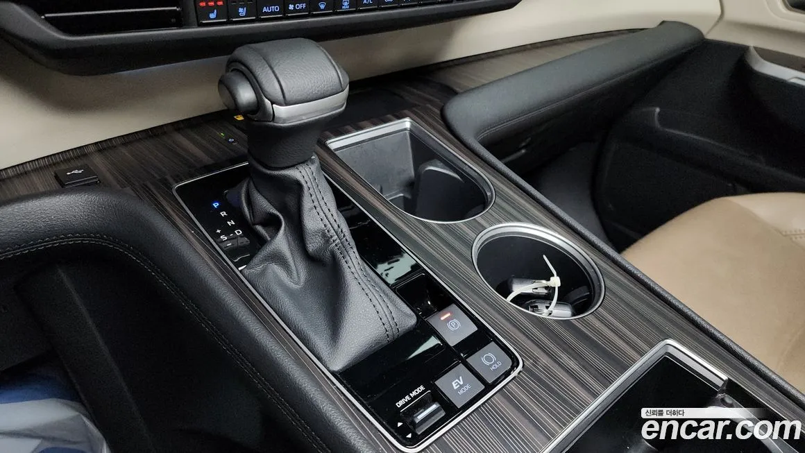 Toyota Sienna 2023 из KR, фото 9