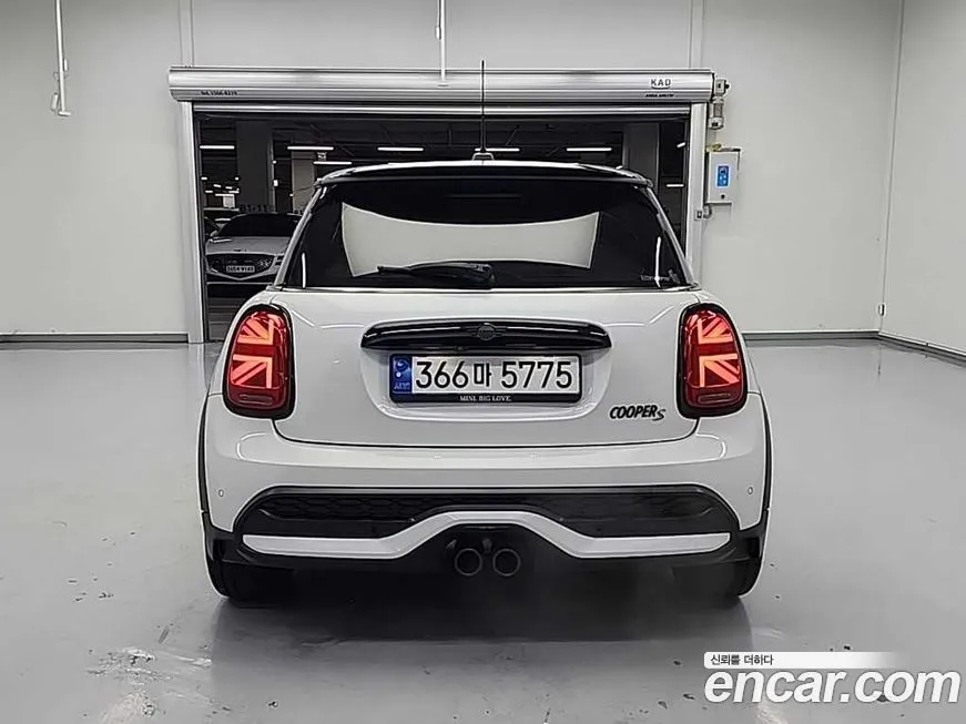 Mini Cooper 2024 из KR, фото 2