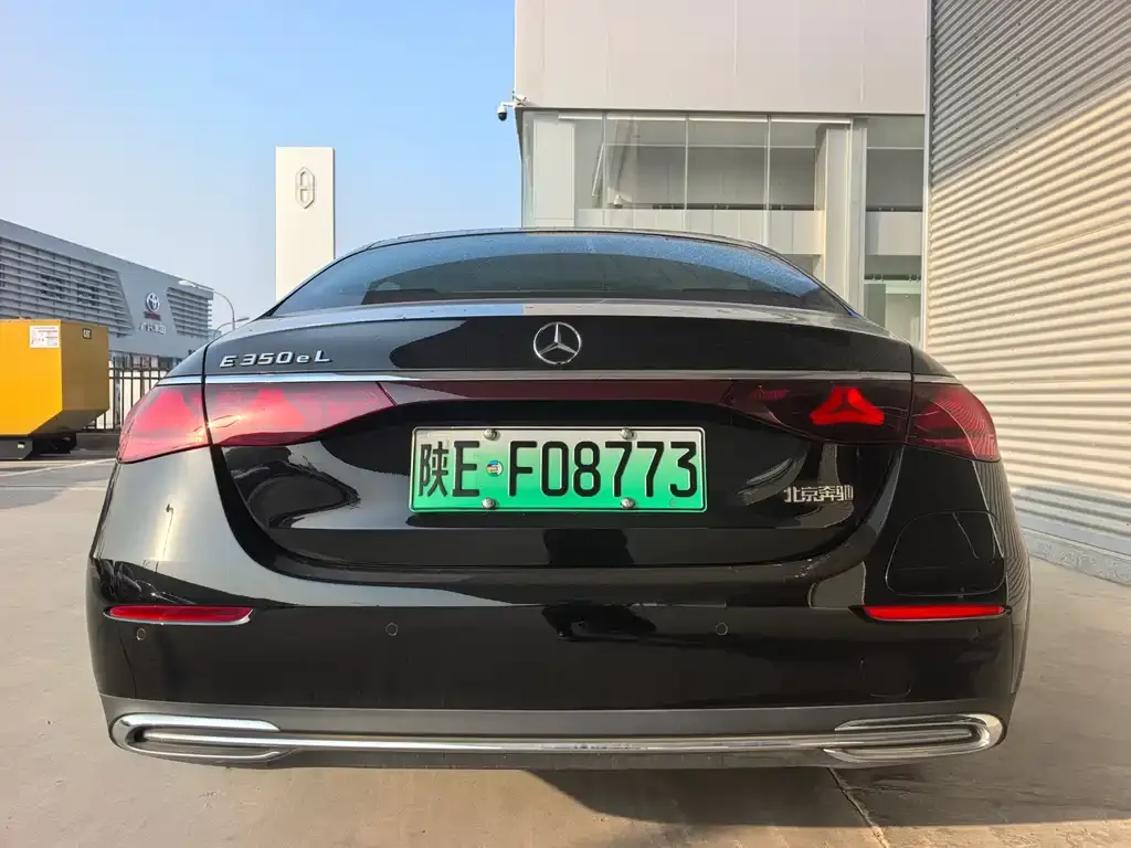 Mercedes-Benz E-Class New Energy 2024 из CN, фото 2