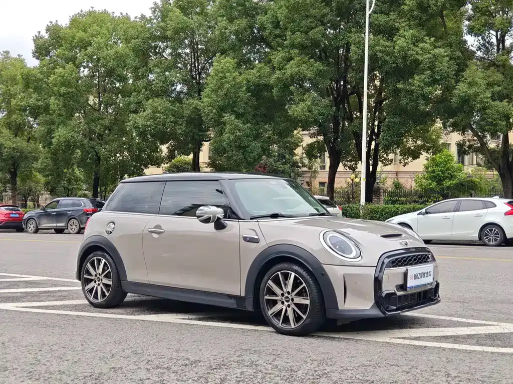 MINI Cooper (3-door) 2021 из CN, фото 10