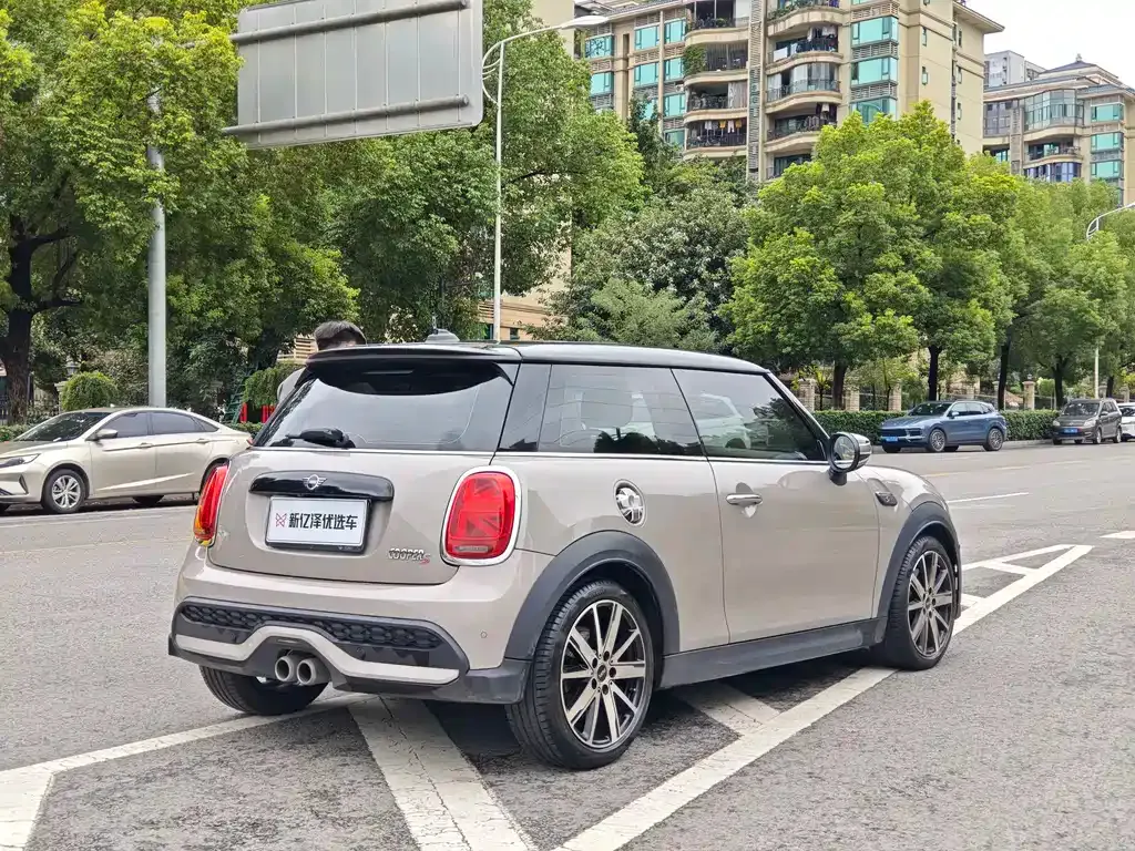 MINI Cooper (3-door) 2021 из CN, фото 5