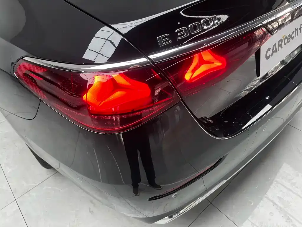 Mercedes-Benz E-Class 2024 из CN, фото 6