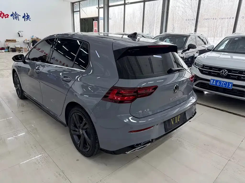 Volkswagen Golf 2023 из CN, фото 9