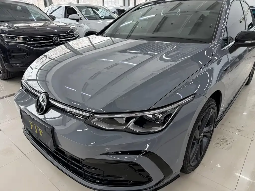 Volkswagen Golf 2023 из CN, фото 4