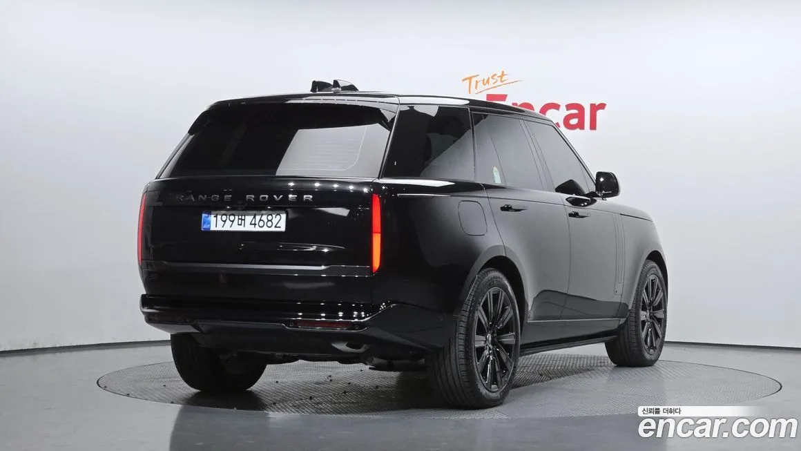Land Rover Range Rover 2025 из KR, фото 2