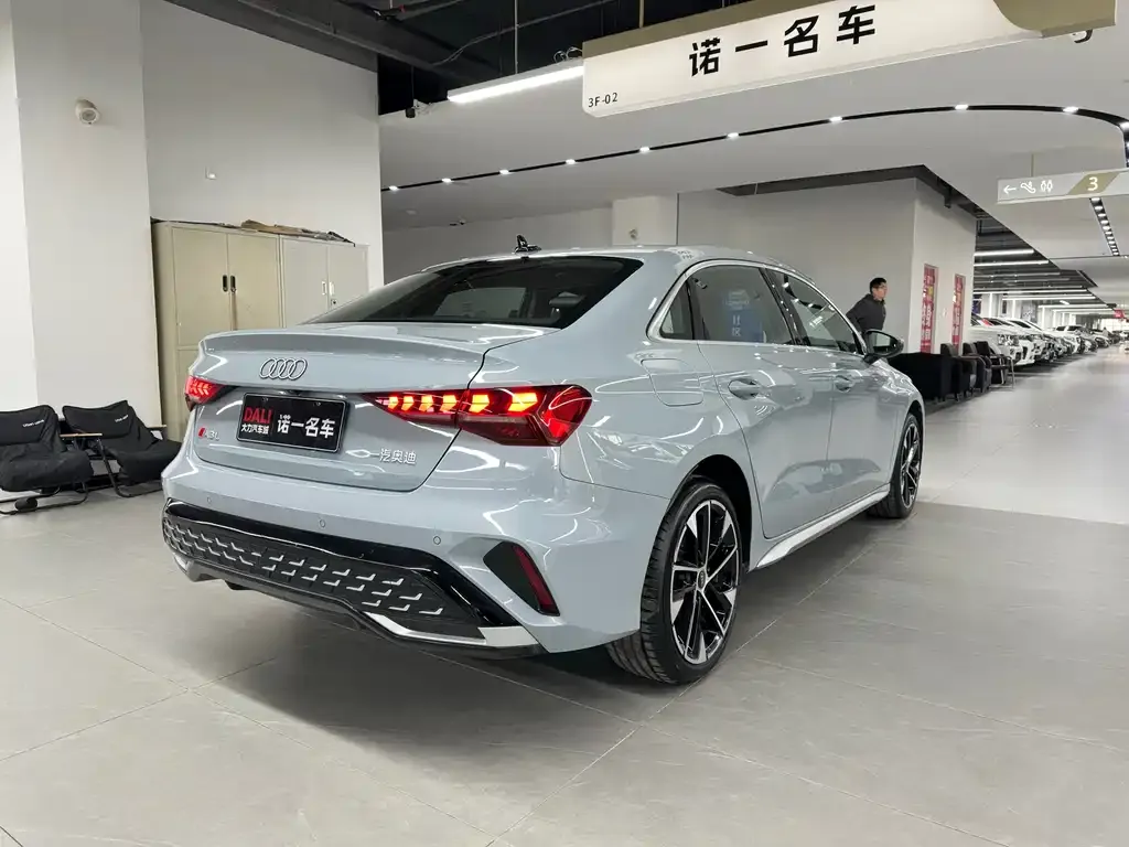 Audi A3 2024 из CN, фото 9