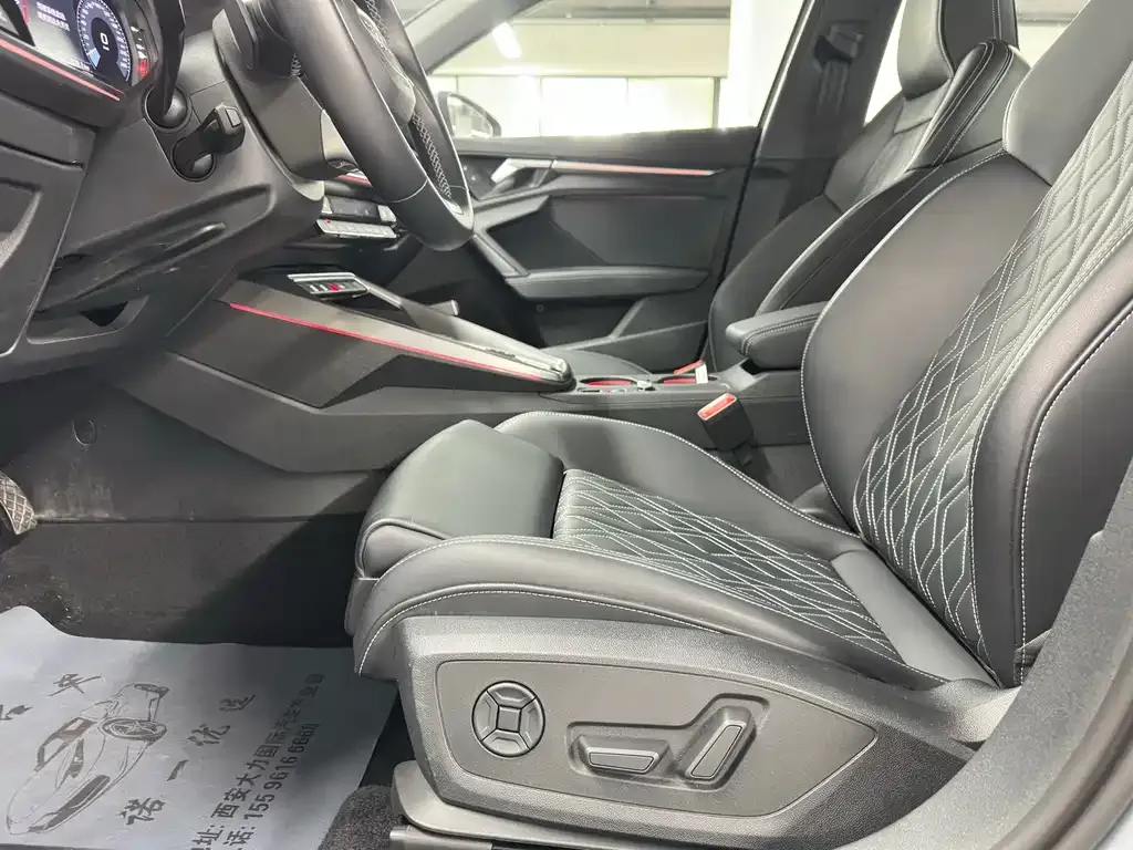Audi A3 2024 из CN, фото 3