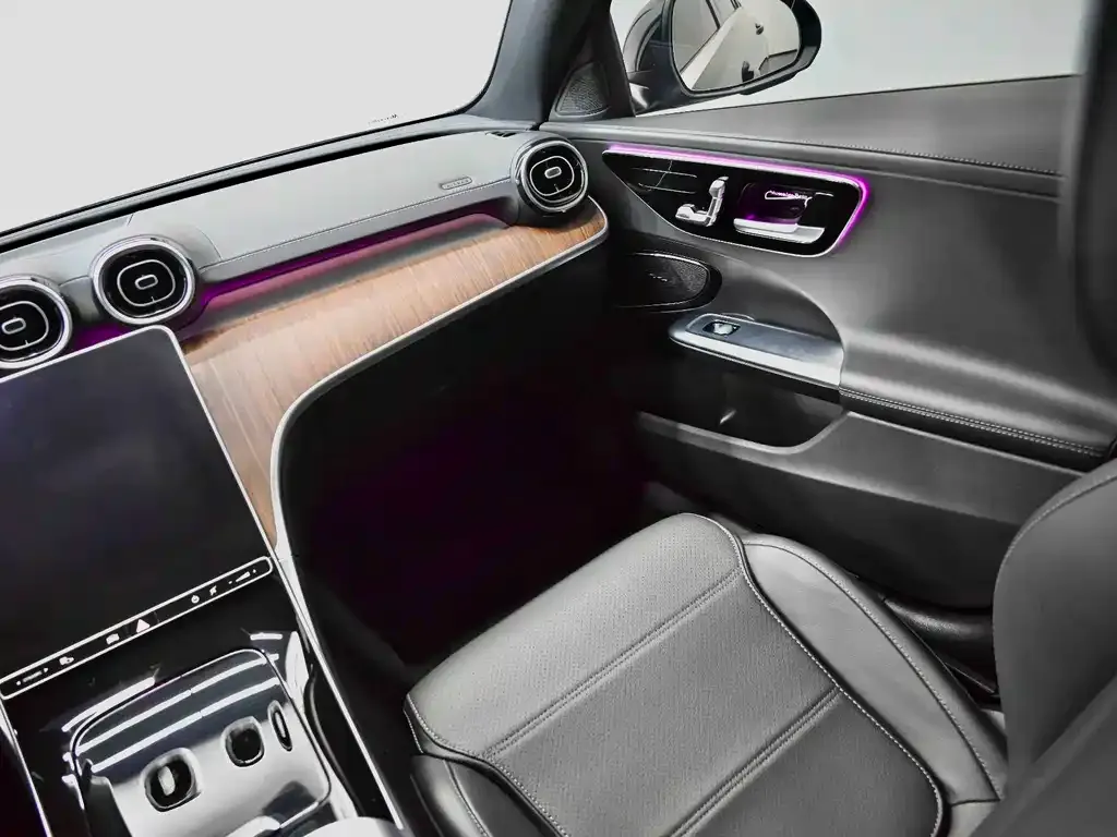 Mercedes-Benz C-Class 2023 из CN, фото 3