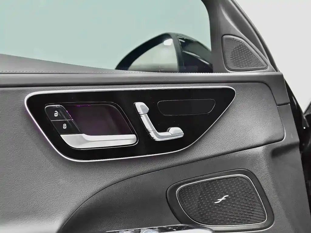 Mercedes-Benz C-Class 2023 из CN, фото 9