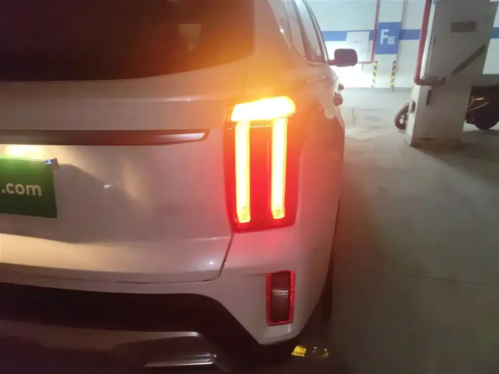 Kia Sportage 2023 из CN, фото 5