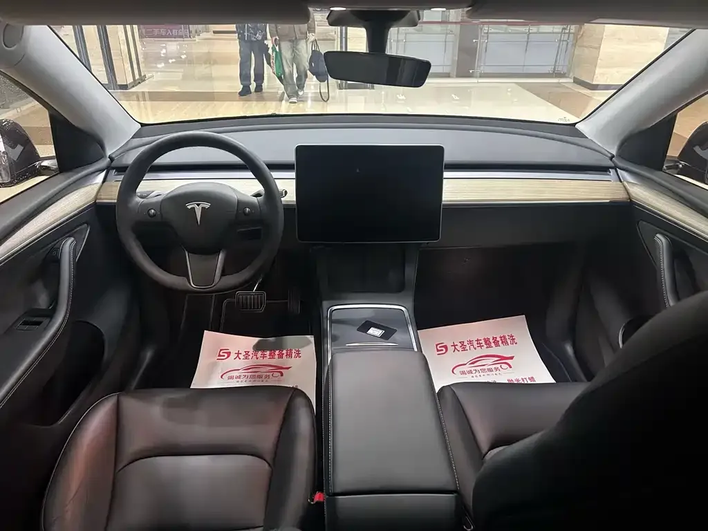 Tesla Model Y 2023 из CN, фото 6
