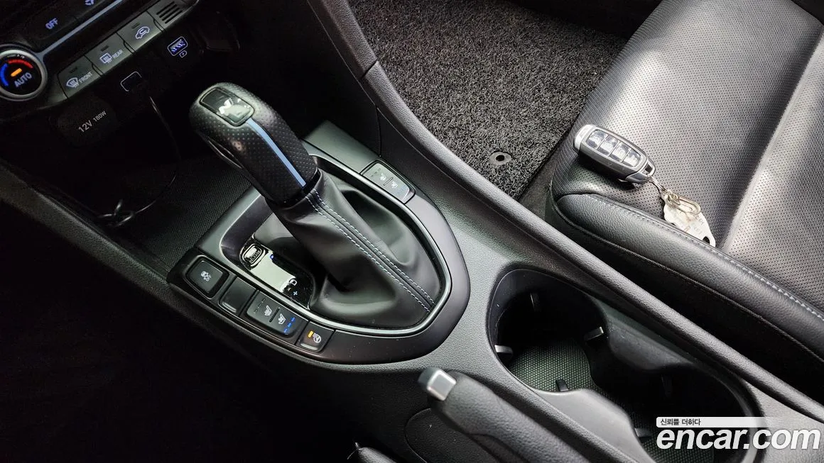 Hyundai Veloster 2021 из KR, фото 8