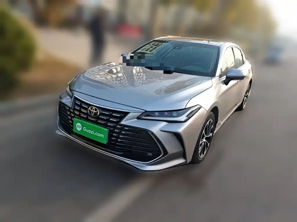 Toyota Avalon 2022 из CN, фото 2