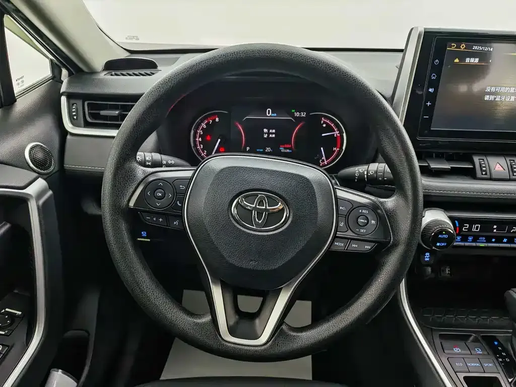 Toyota RAV4 2021 из CN, фото 9