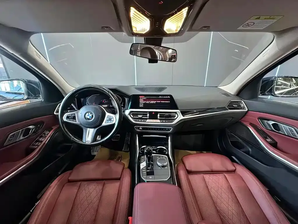 BMW 3 Series 2022 из CN, фото 2
